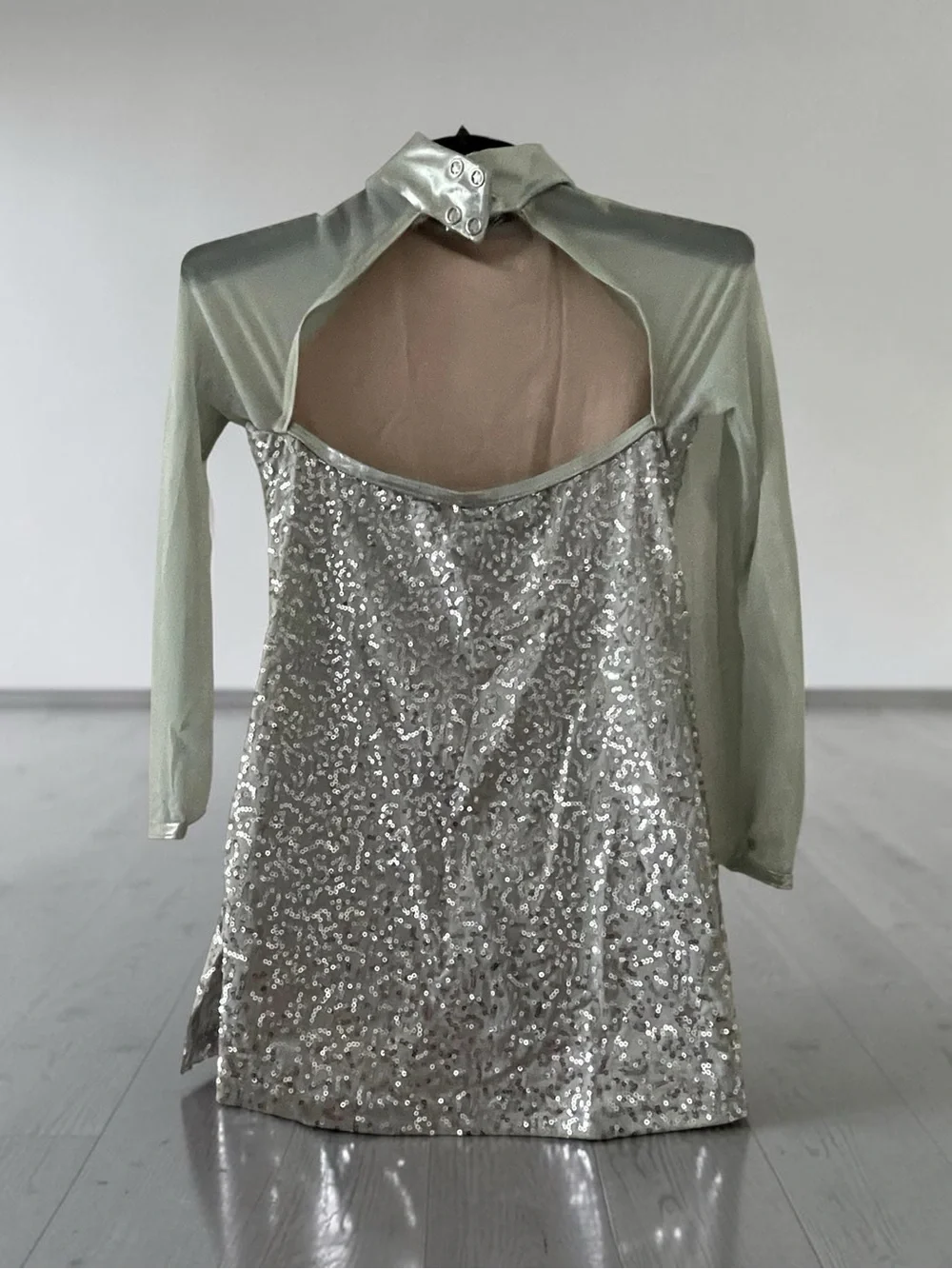 Balera Silver Sequin Dancewear Bodice with Blush Lining Size MC
